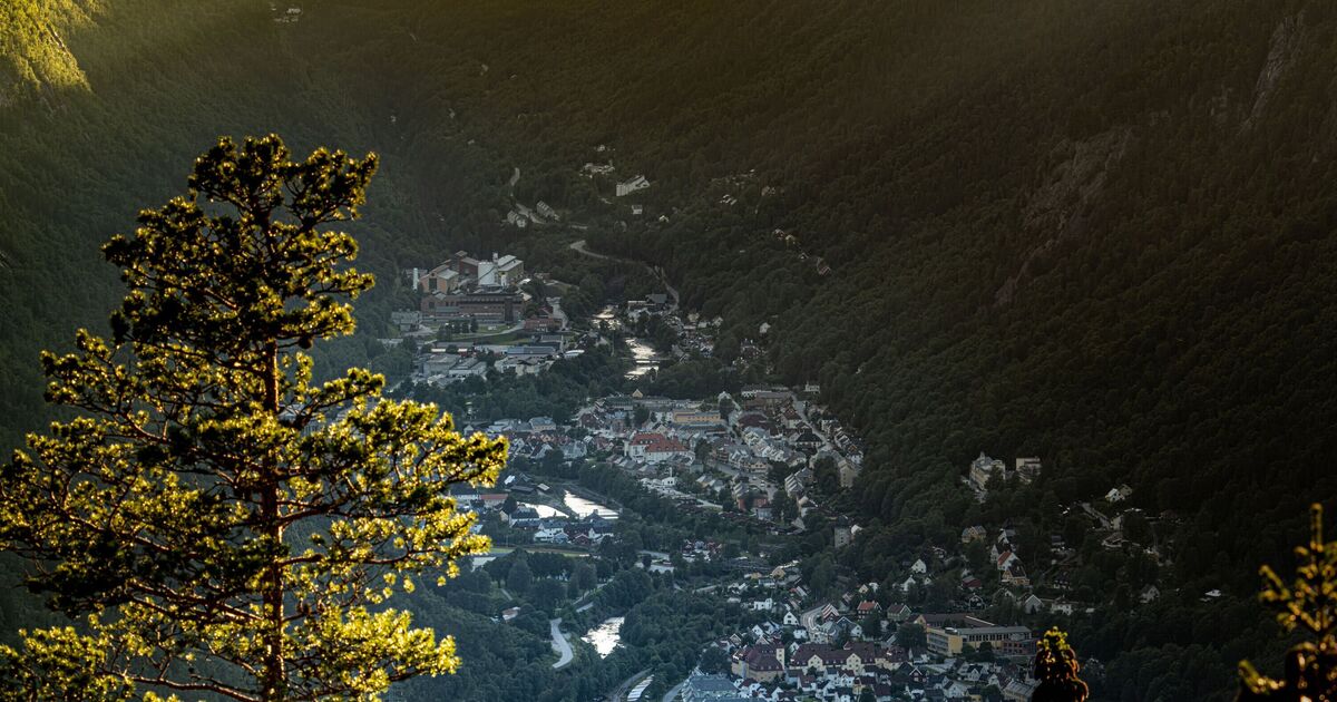 Dans la « ville la plus sombre » de la planète qui ne voit presque jamais le soleil