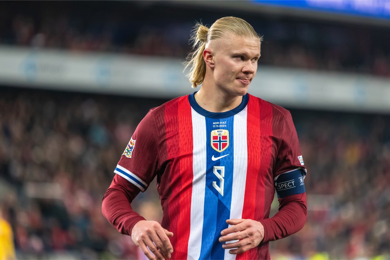 Oslo, Norway – November 17, 2024. Norway national football team striker Erling Haaland during UEFA Nations League match Norway vs Kazakhstan (5-0). Photo: Alizada Studios / Shutterstock.com.