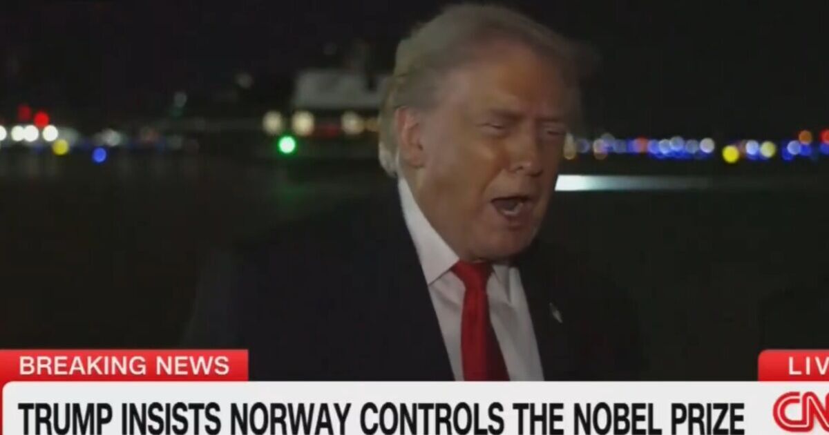 CNN s'arrête lorsque Trump rompt son alerte alors que les fans craignent "qu'il soit dérangé"