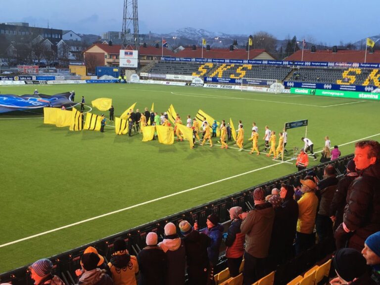 Bodø/Glimt contre Sogndal en mars 2016. Photo : David Nikel.