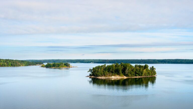 Île dans un archipel suédois.