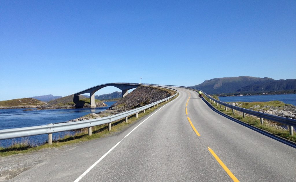 La route atlantique de la Norvège. Photo : David Nikel.