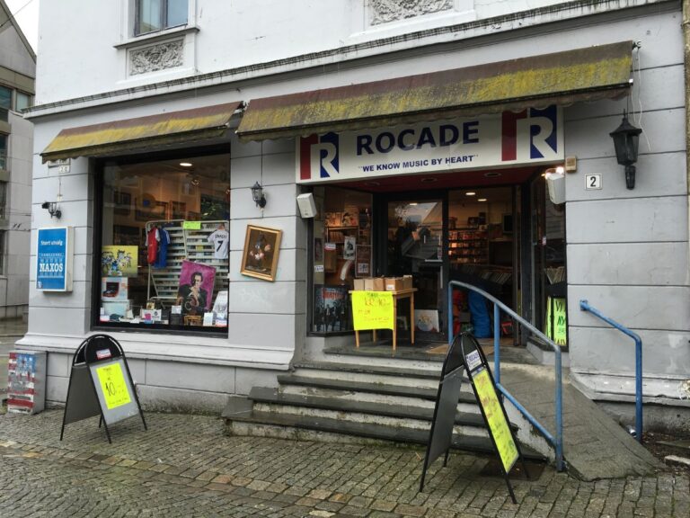 Magasin de musique Rocade à Bergen. Photo : David Nikel.